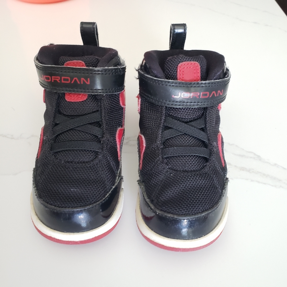 JORDANS Sneakers| EUC| Toddler
